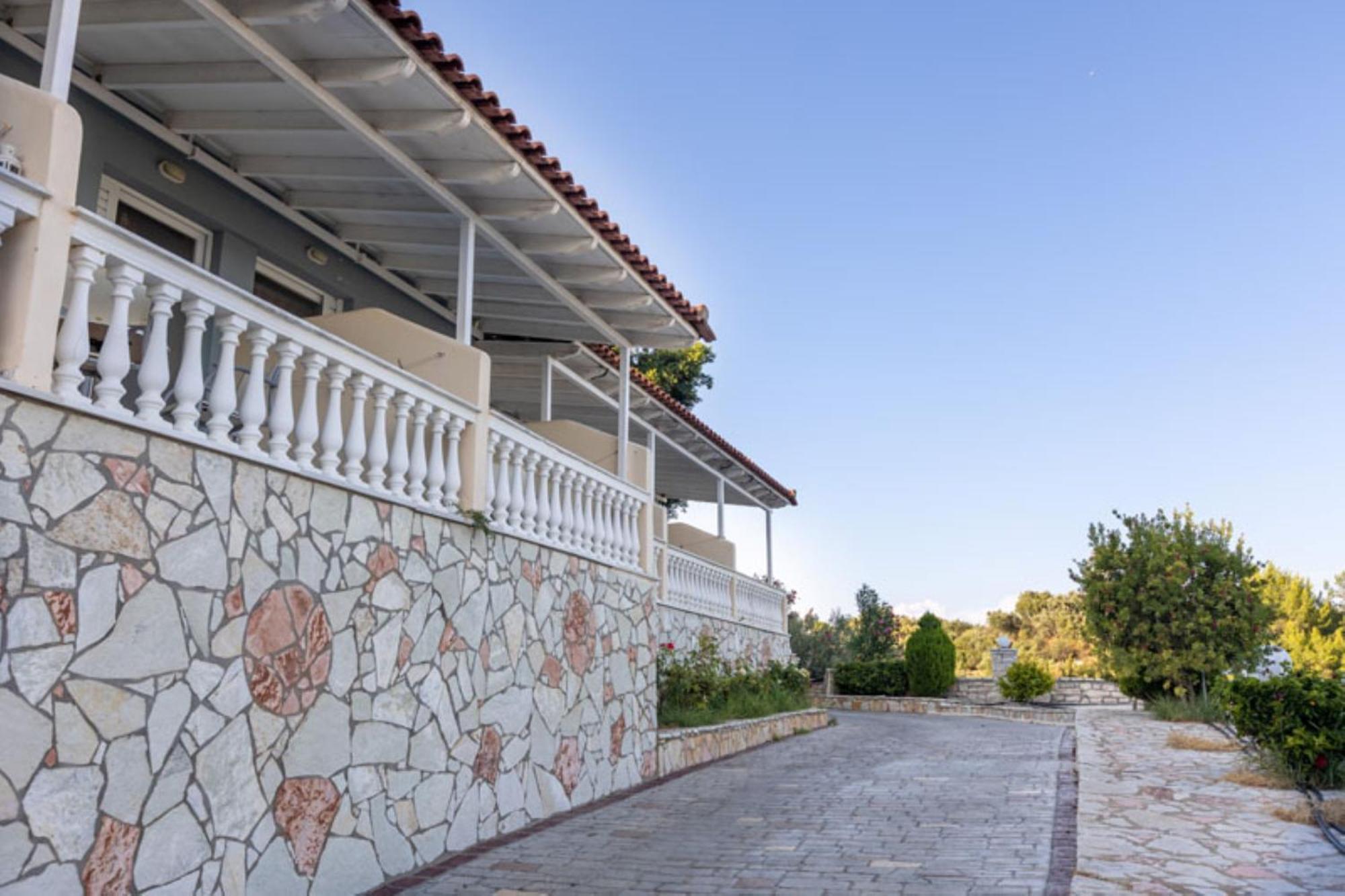 Pansion Koroni L'Antic Hotel Buitenkant foto
